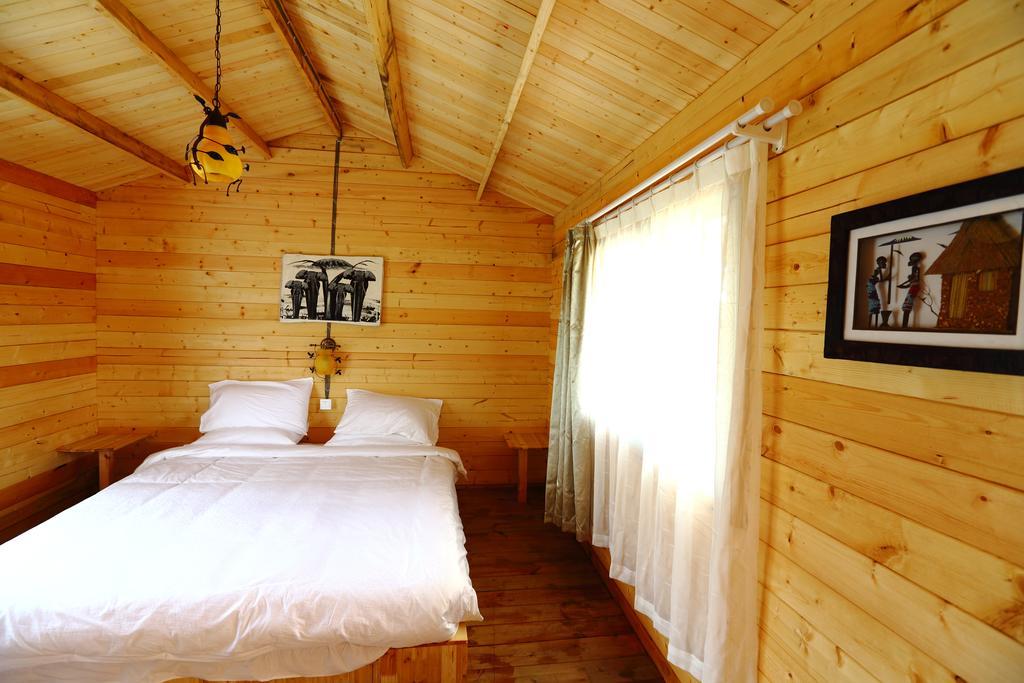 Jambo Mara Safari Lodge Ololaimutiek Szoba fotó