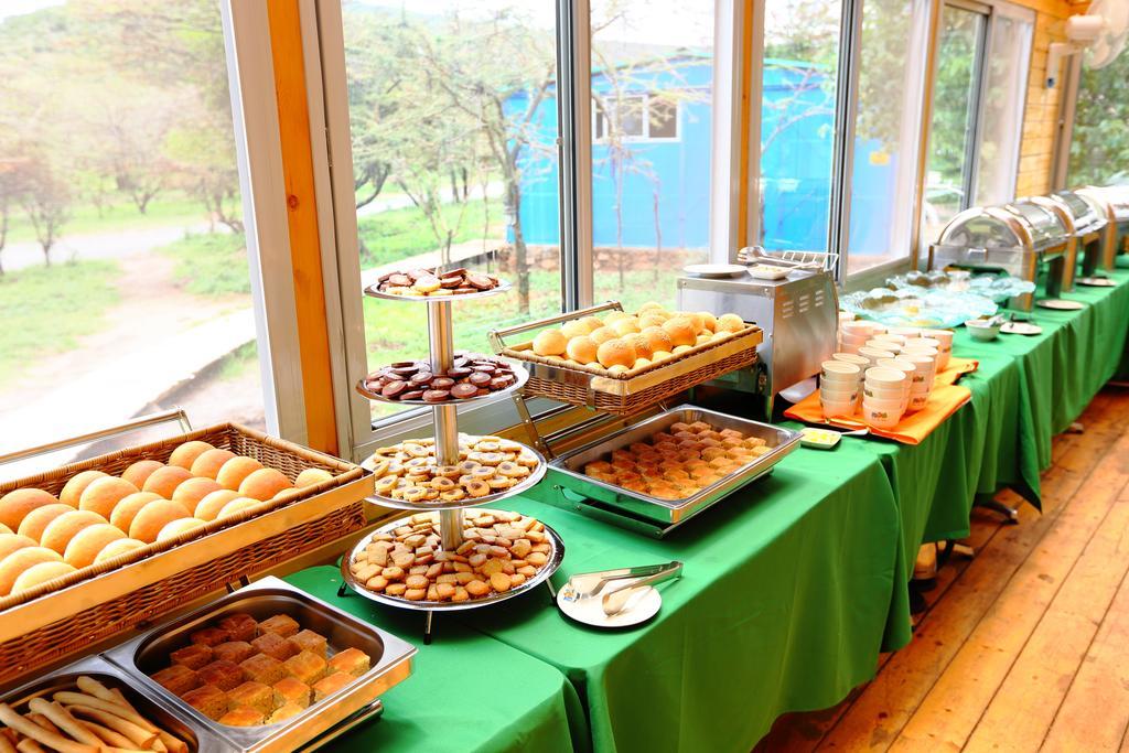 Jambo Mara Safari Lodge Ololaimutiek Szoba fotó