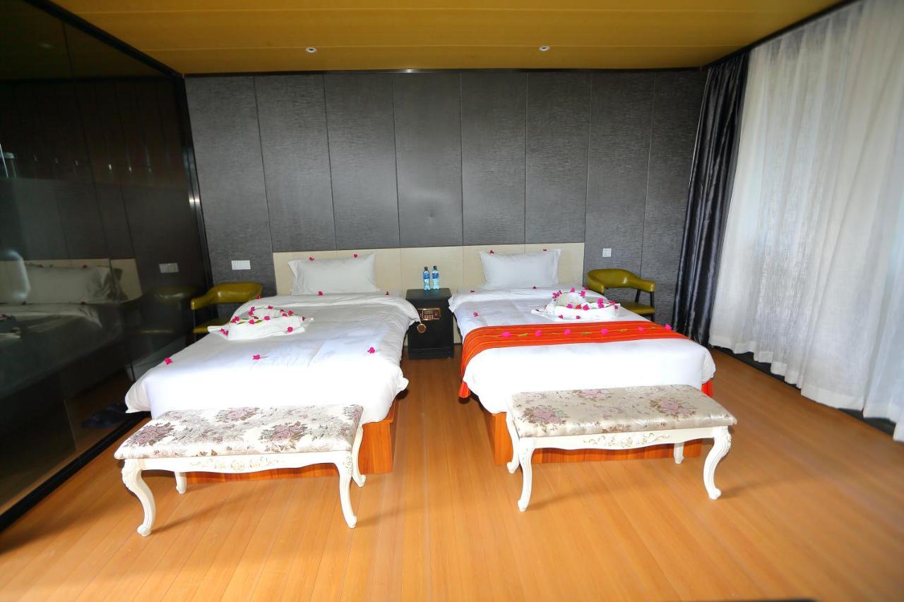 Jambo Mara Safari Lodge Ololaimutiek Kültér fotó